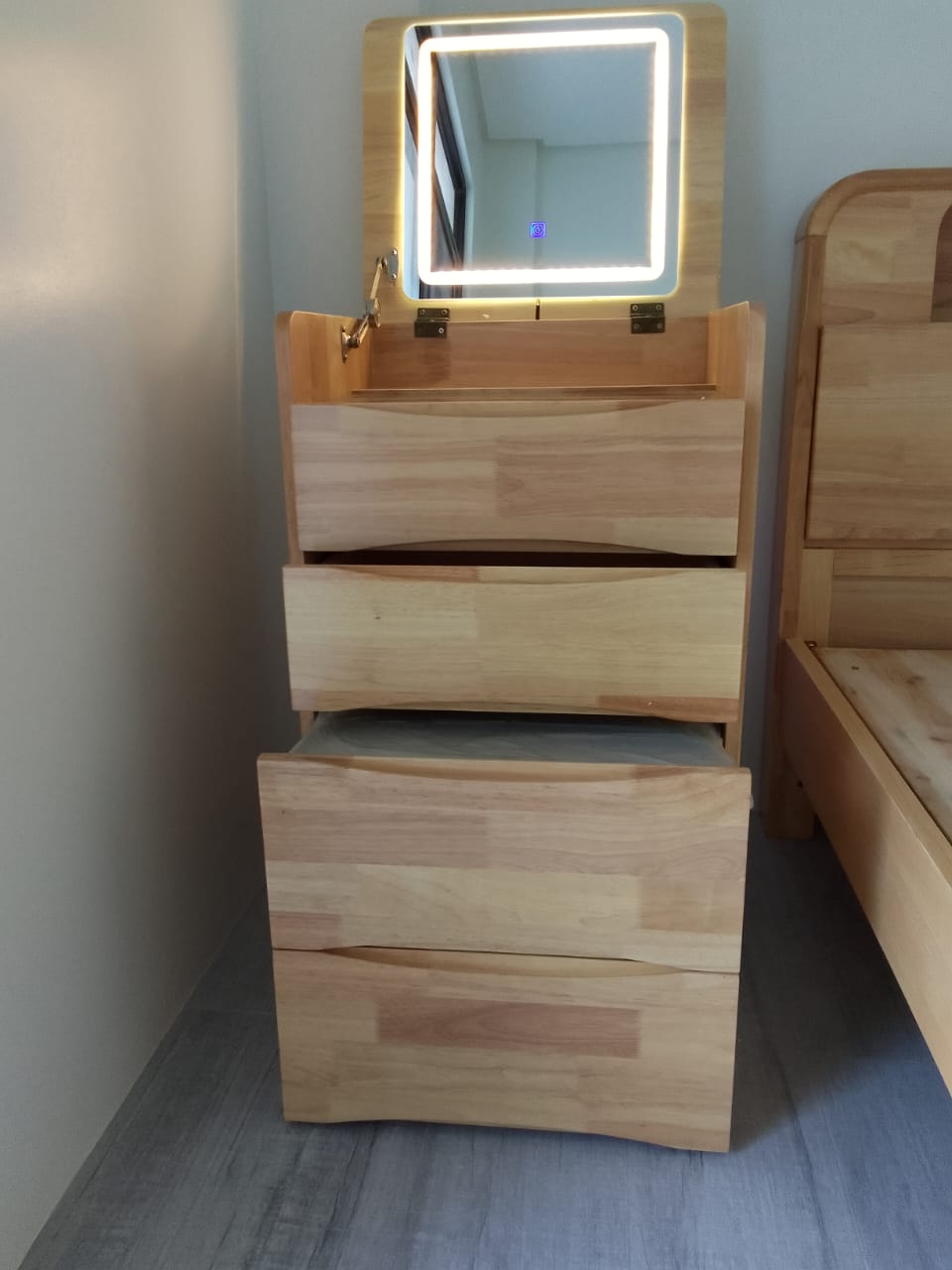 TB545 Mirror
